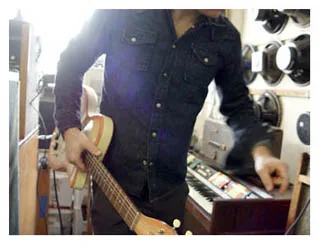 Jason Hill at Black Market guitar in Los Angelos